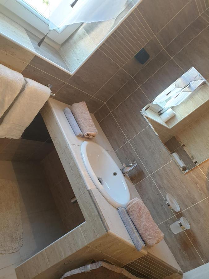 Smartno Apartmaji Sobe Josko 外观 照片